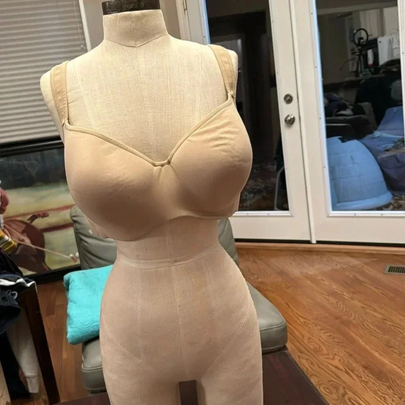 Cacique nude full coverage bra size 46C - Picture 1 of 6